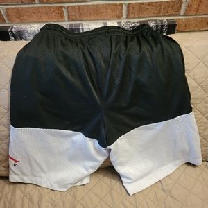 Boys Jordan Basketball Shorts, XL, Black and White